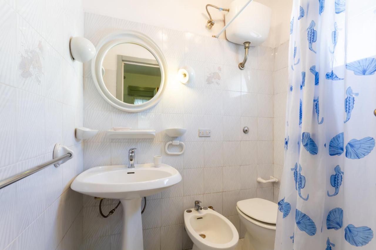Air-Conditioned Villa 300 Meters From Porto Cesareo Beach With Parking 외부 사진